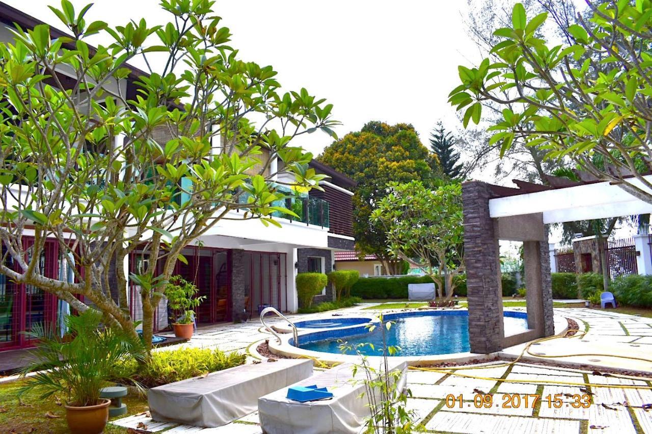 12Haven Stunning Seaside Luxury Villa Pd With Kids Pool Port Dickson Exterior foto